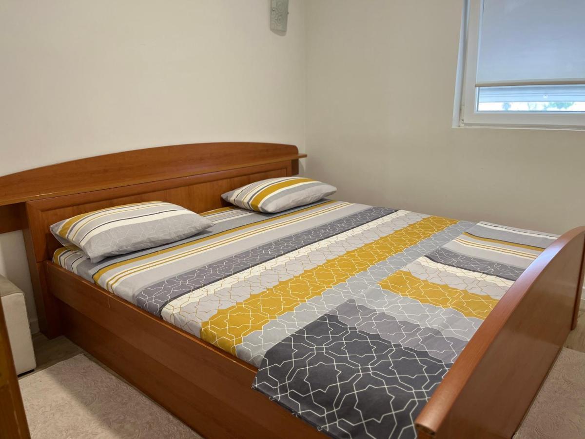 Apartment Helena Airport Podgorica Zewnętrze zdjęcie