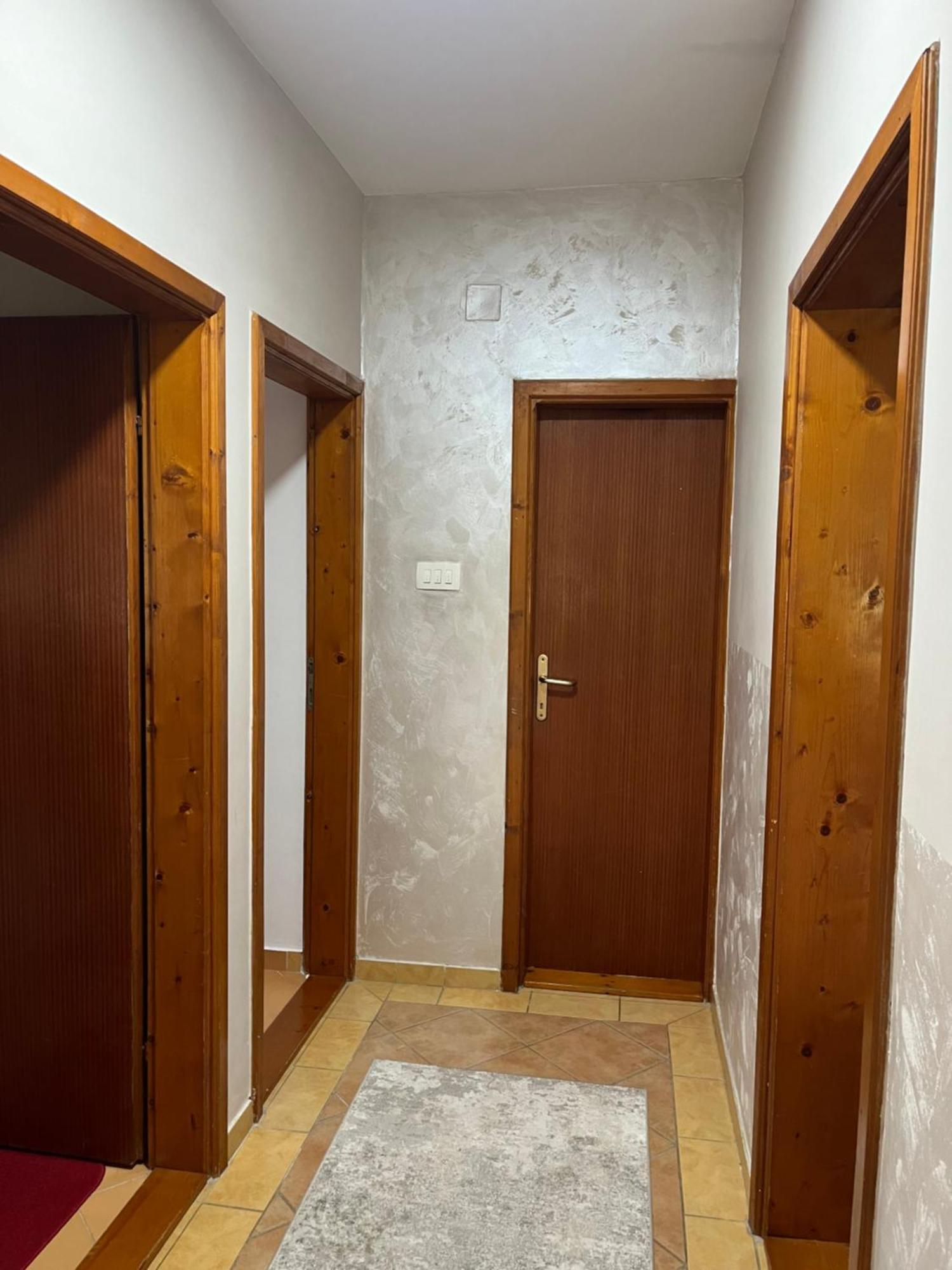 Apartment Helena Airport Podgorica Zewnętrze zdjęcie